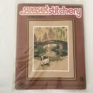Sunset Stitchery Embroidery Kit Swan Water Scene A Time to Reflect 2453